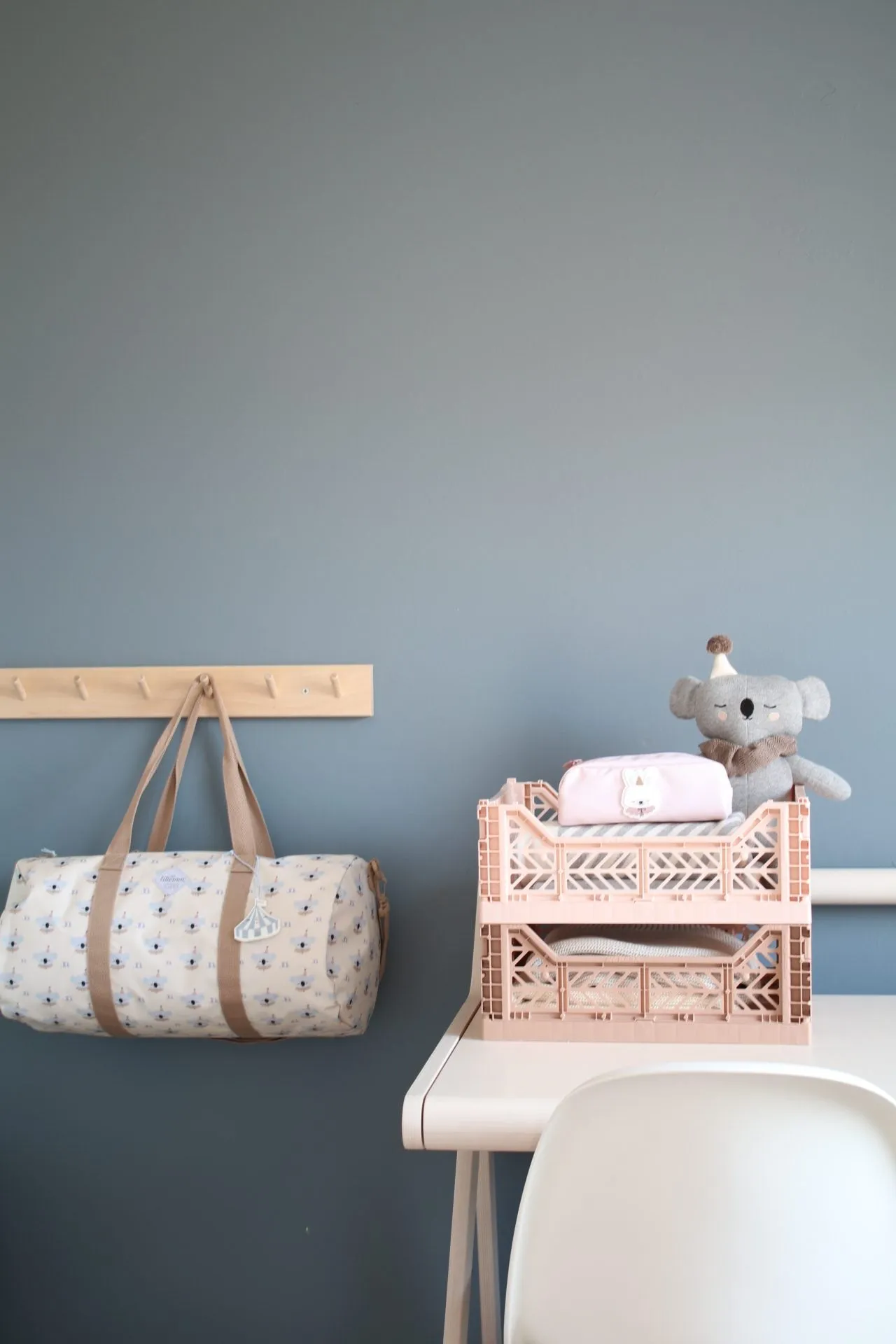 Aykasa - Small Folding Storage Crate: Milk Tea