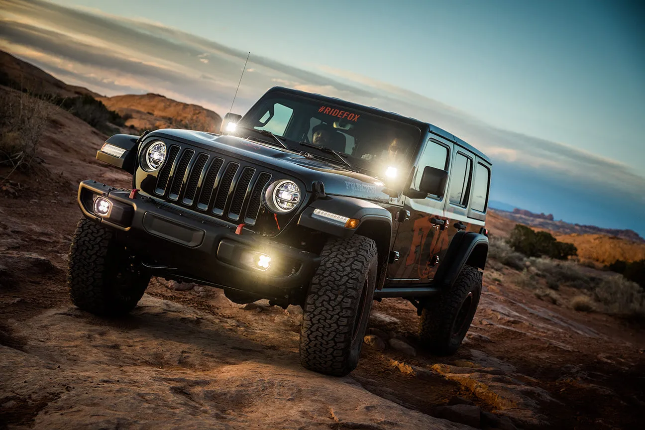 Baja Designs Squadron-R Pro/Sport Fog Pocket LED Light Kit 2018-2024 Jeep Wrangler JL/Gladiator JT Rubicon