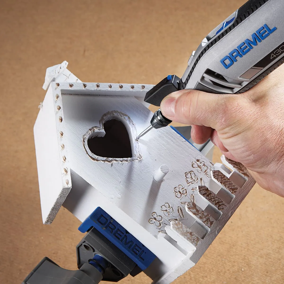Dremel 4300-9/64 Variable Speed Rotary Tool