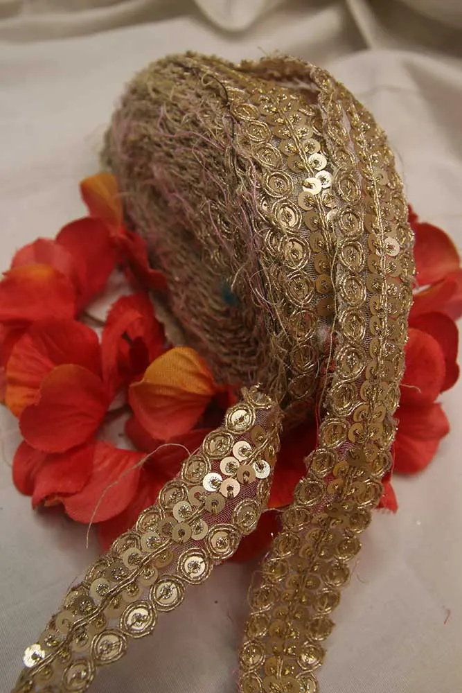 Elegant Golden Lace - Elevate Your Traditional & Western Outfits with Statement Pieces that Lasts for 7 Meters