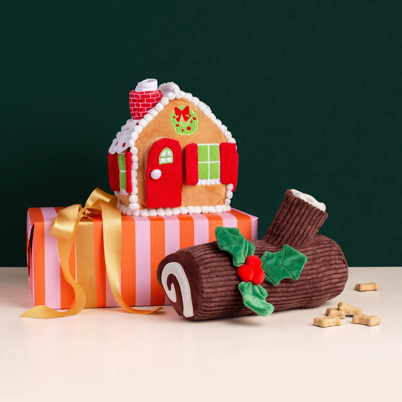 Holiday Squeaky Plush Interactive Snuffle Dog toys, Yule Log