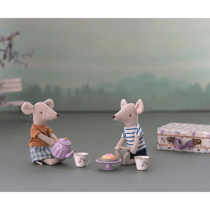 Maileg Afternoon Treat, Mouse- Purple Madelaine